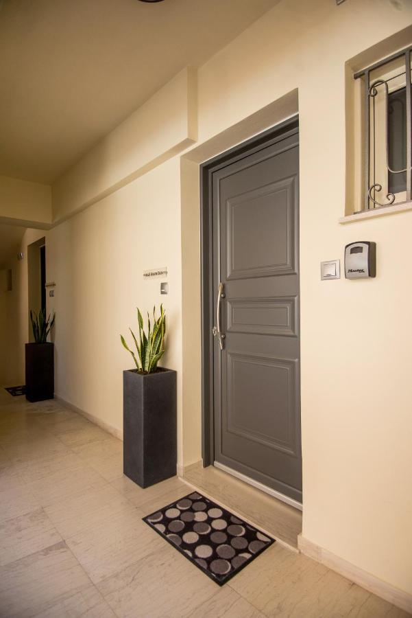 A & B Minimal Suite With Sea View In Argostoli מראה חיצוני תמונה