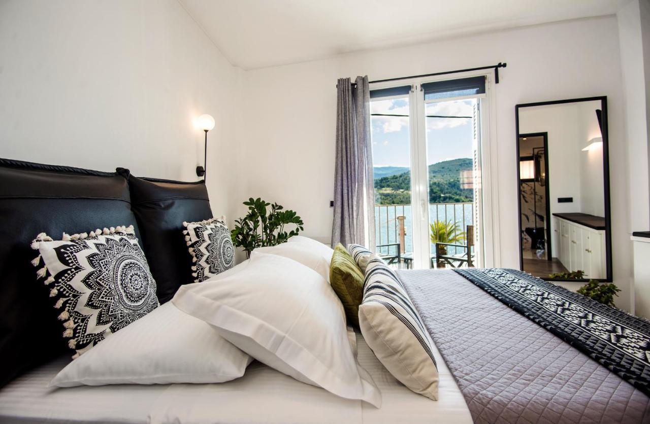 A & B Minimal Suite With Sea View In Argostoli מראה חיצוני תמונה